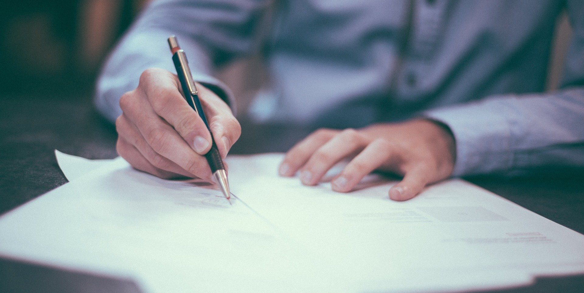 Demystify Contract Award at the Home Office for the ESMCP Programme to carry out Benefits Realisation.